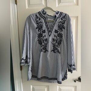 Chico's Black and White Floral Embroidered Blouse